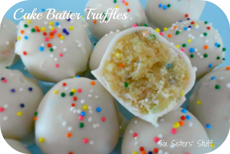 Cake Batter Truffles // Small Sweets for a Dessert Reception - weddingfor1000.com