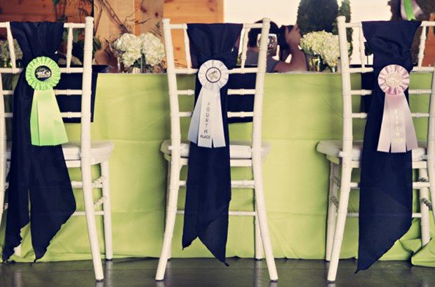 Adorable chair decoration ideas! - weddingfor1000.com