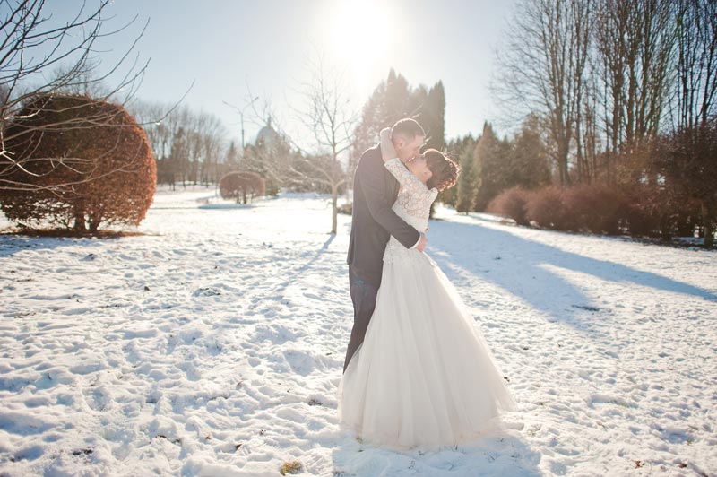 stay-warm-at-your-winter-wedding