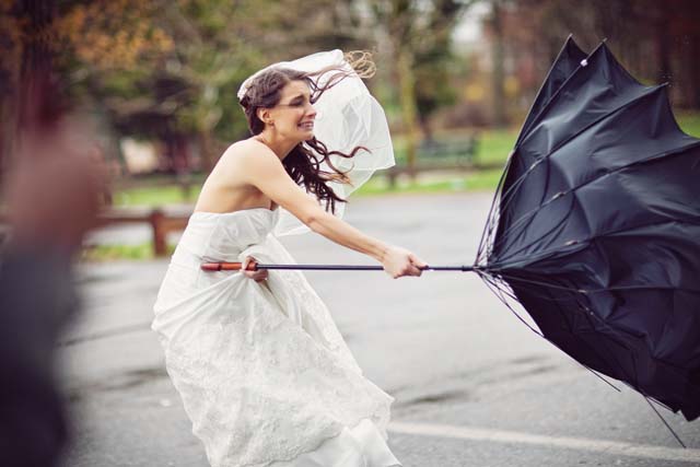 bride_and_umbrella_in_storm