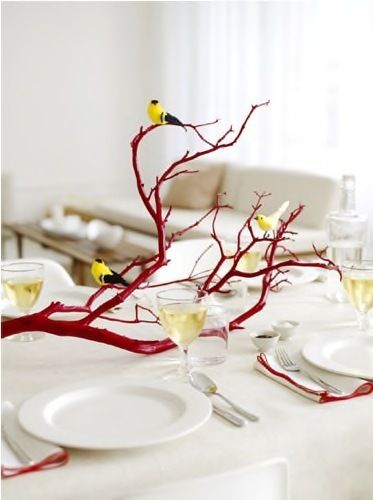 branches spraypainted non-floral centerpiece weddingfor1000.com