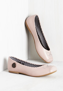 pointe style ballet flats to wear when your feet get tired - weddingfor1000.com