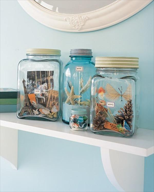 Honeymoon Keepsakes in a mason jar - weddingfor1000.com