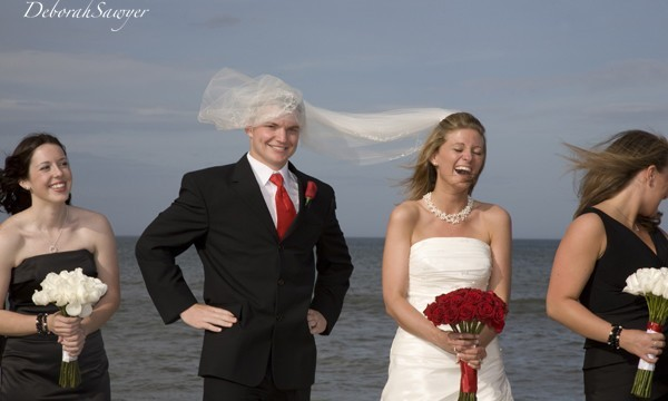 silly and fun wedding photography - weddingfor1000.com