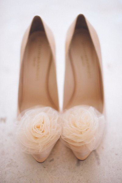 your wedding look - tulle accent on shoes