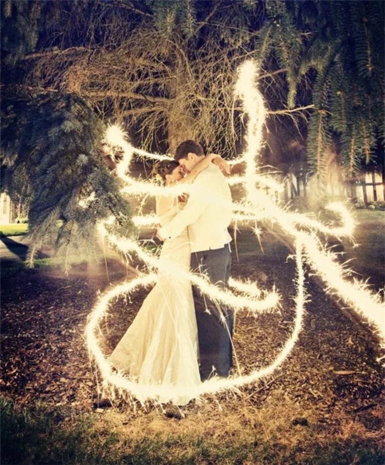 Look Great in Your Wedding Photos - Plan For Perfect Wedding Lighting - weddingfor1000.com