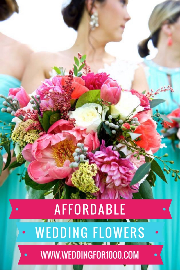 Carry Beautiful, Affordable Wedding Flowers With These Florist Tips - weddingfor1000.com