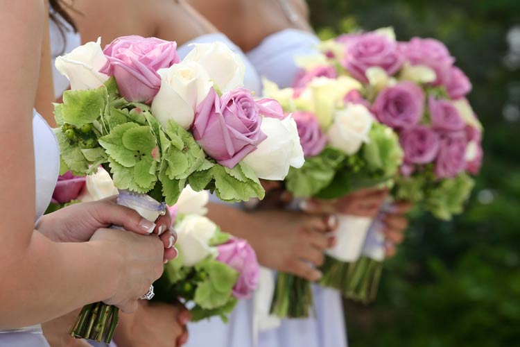 Find Budget Wedding Flowers and Fantastic Florists - weddingfor1000.com