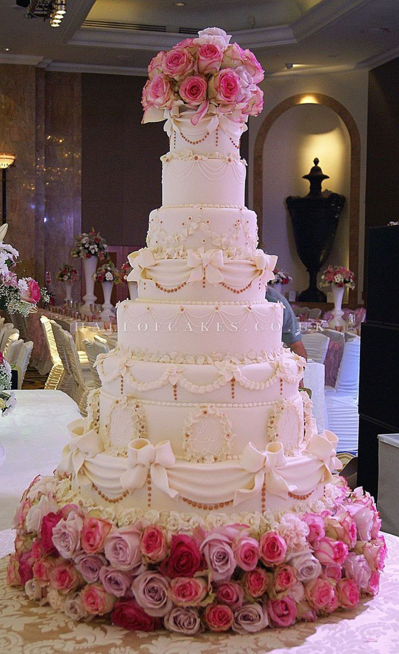 These are the 15 BEST Wedding Cake and Icing Flavor Combinations! weddingfor1000.com