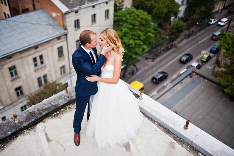 Awesome Ideas for a City Hall Wedding - weddingfor1000.com