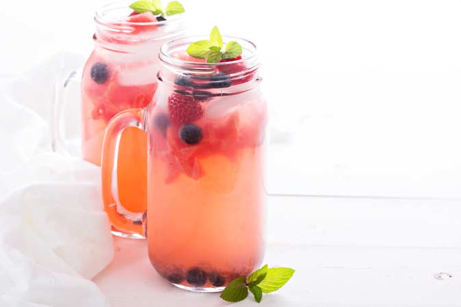 Mason Jar Cocktails You Can Make